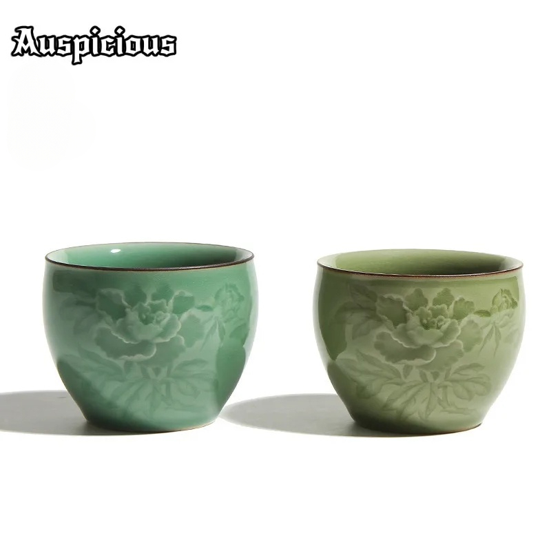 Celadon Ceramic Cup - 120ml Handgemaakte Longquan Celadon Pioen Theekopje