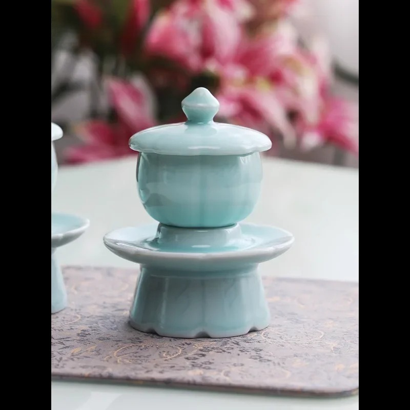 Celadon met heiligwaterbeker,  - Celadon Ceramic Cup recensie en prijs